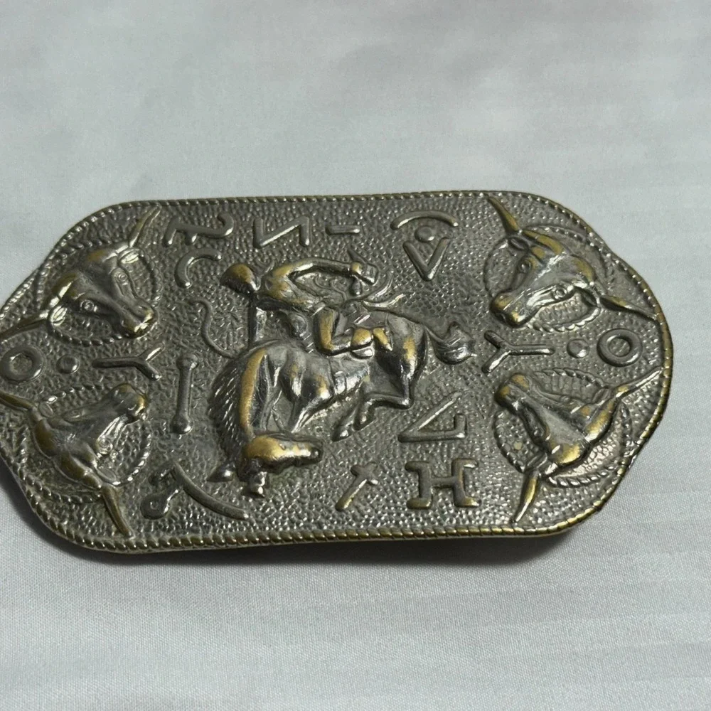 Cowboy Bronco Longhorn Steer Branding Old Style Back Vintage Antique Belt Buckle